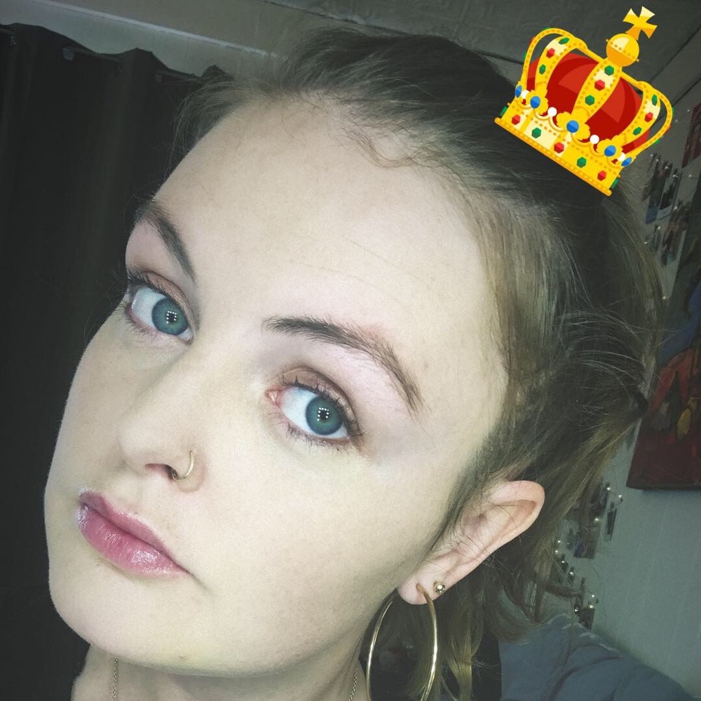 Meet your Posher, Marissa